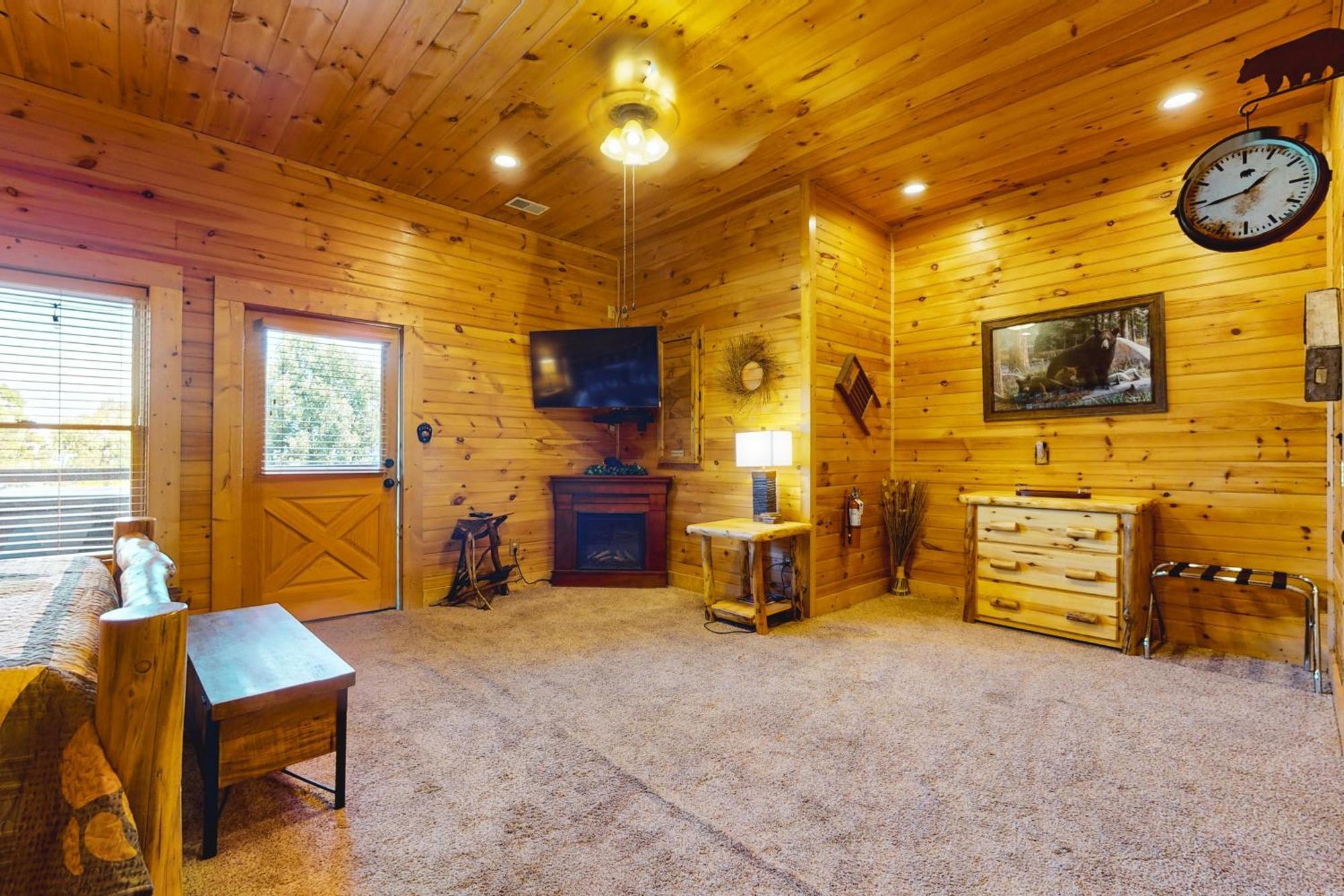 Little Black Bear Retreat Пиджен Фордж Екстериор снимка